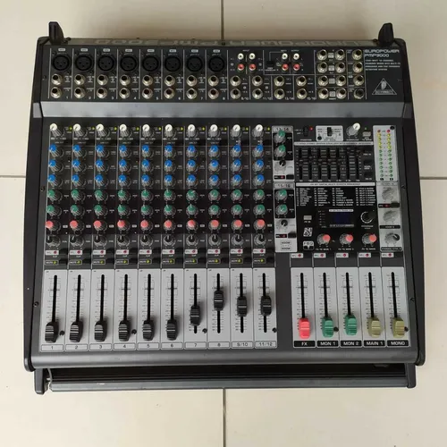 Mixer Mesa 16 Canais Behringer Europower Pmp3000 Outlet