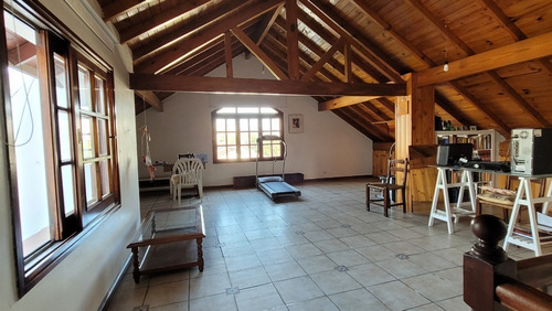 San Miguel - Exclusiva Propiedad - Con Consultorio, Oficina O Departamento Independiente Con Baño