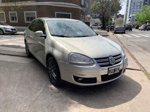 Volkswagen Vento 1.9 I Luxury Dsg