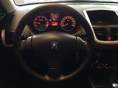 Peugeot 207 1.4 Xr 8v 2011