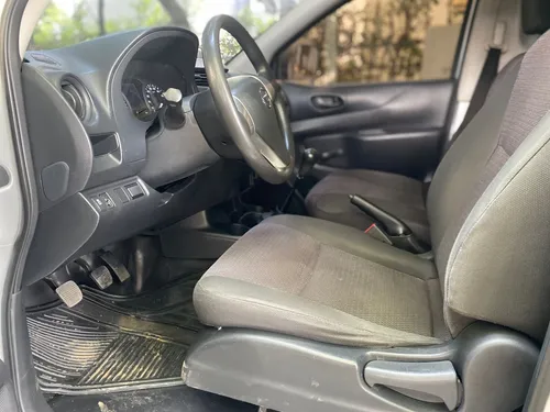 Nissan Frontier 4x2 2.5 2020