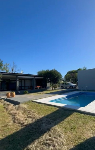 Exclusiva Casa A La Venta En Barrio Cerrado