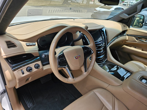 Cadillac Escalade 6.2 Plinum 4x4 At