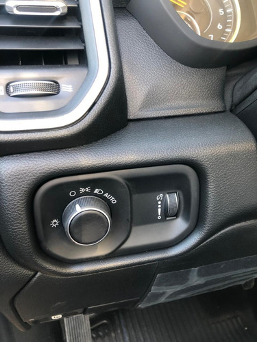 Imagen 10 de 14 de 2022 Ram 4000 Pl V8 383hp Hemi 5.7 5vel Chasis Largo 4x2 Arh