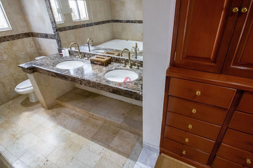 Casa En Venta En Bugambilias, Zapopan Jalisco