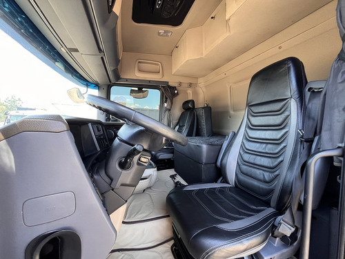 Scania R 400 A4x2 Highline 2018 Toco Com Retarder Automático