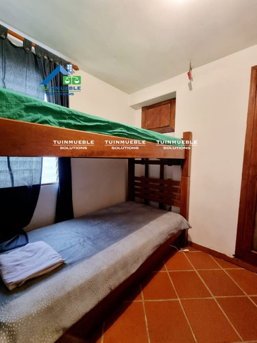 Imagen 10 de 15 de En Venta Cómodo Apartamento De 65 M2 En La Urbanización Los Corales