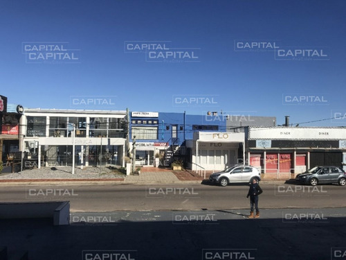 Imagen 2 de 11 de Locales Comerciales En Venta Con Buena Renta - La Barra La Barra