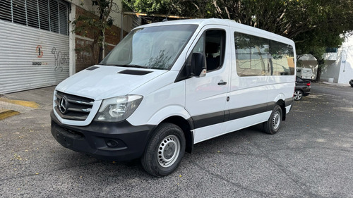 Mercedes-Benz Sprinter 16 pasajeros