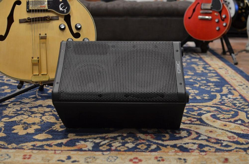 Altavoz activo Pa 1000w Qsc Cp12