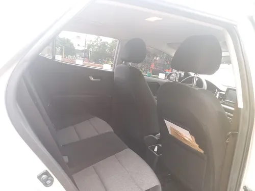 Kia Stonic 1.0 Vibrant MT HIBRIDO