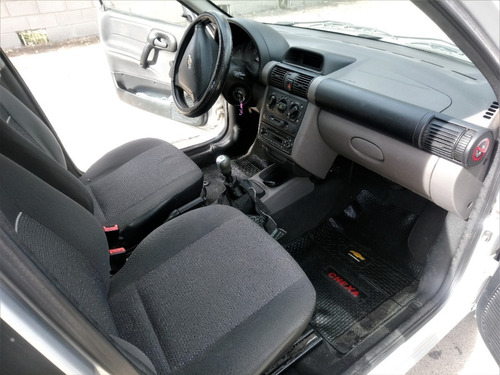 Imagen 3 de 7 de Corsa Classic Ls Abs + Airbag 1.4 - Impecable!