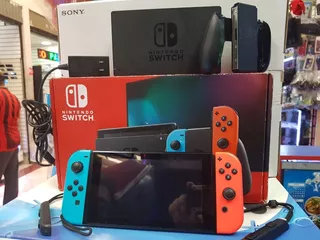 Nintendo Switch : Consola + Joy-con Blue & Red Dock En Caja