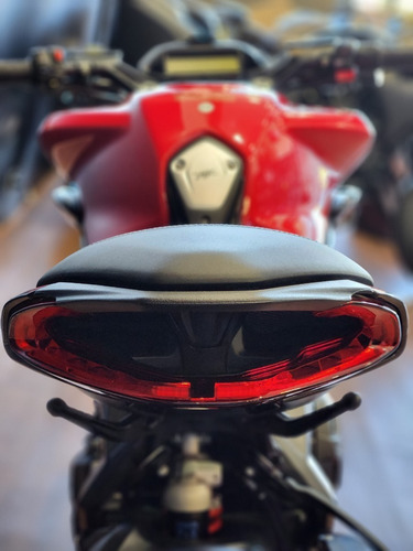 Imagen 5 de 25 de Moto Mv Agusta Dragster 800 Rosso Roja