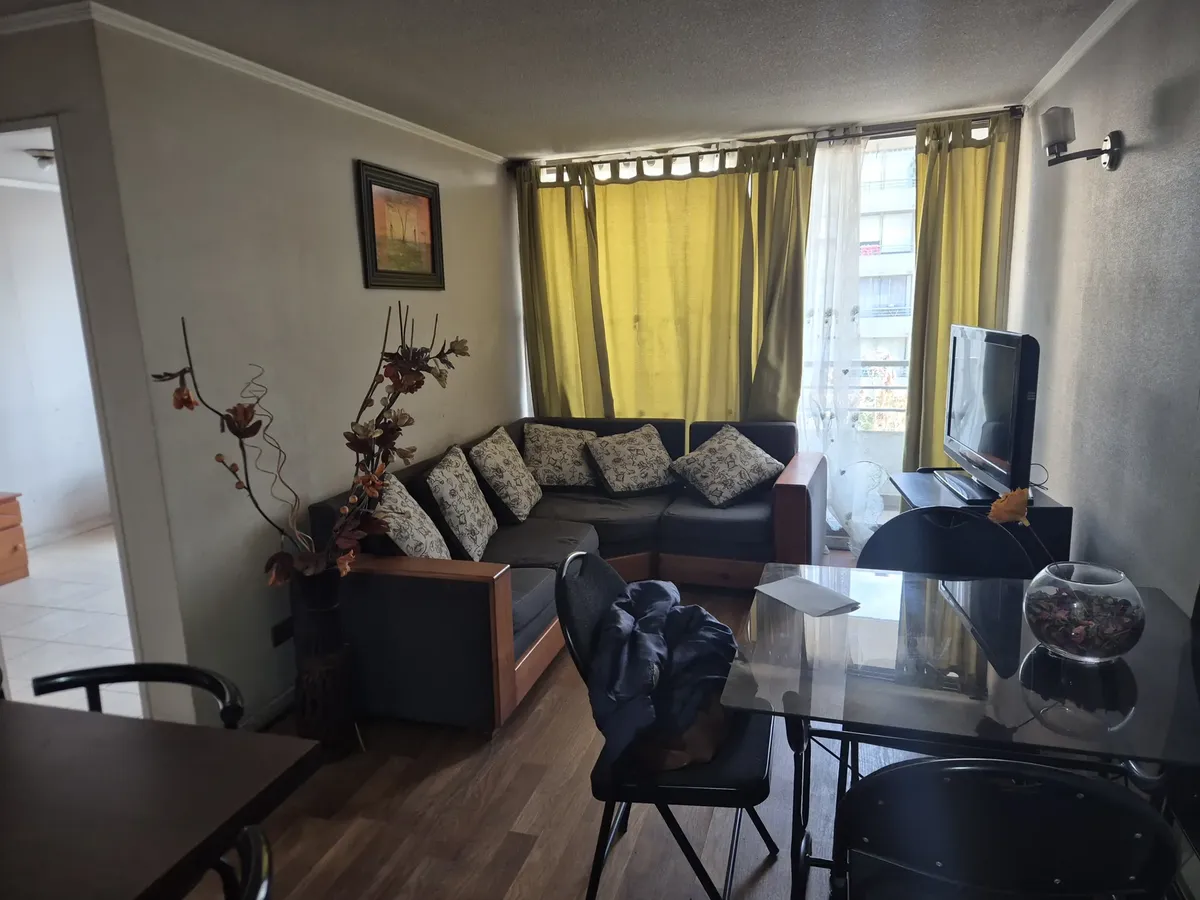 Imagen 2 de 8 de Arriendo Depto Amoblado 2 Dormitorios 1 Baño
