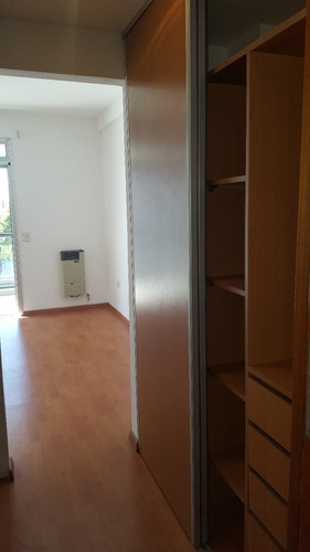 Imagen 24 de 29 de Departamento De 2 Dormitorios Con Cochera