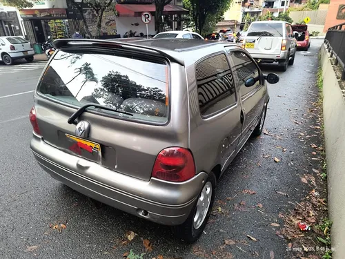 Renault Twingo Dinamique fidji