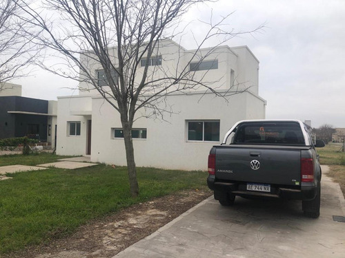 Imagen 3 de 18 de Hermosa Casa En San Matias !!!