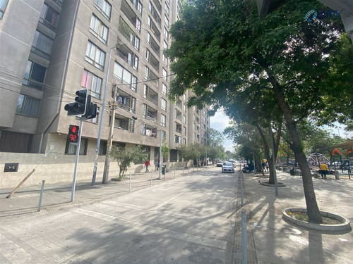 Departamento En Venta De 3 Dormitorios En Barrio Franklin