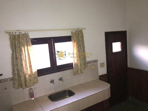 Muy Solida Casa A Reciclar Ideal Para Vivir Todo El Año!- Ref: 1971