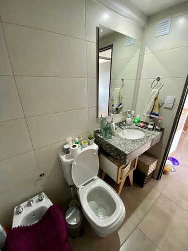Venta- Departamento Un Dormitorio- Balcón- Macrocentro- 27 De Febrero E Italia
