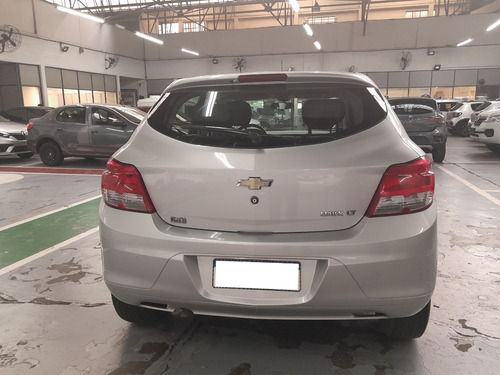 Imagen 9 de 12 de Chevrolet Onix 1.4 Lt 2016 - Centro Automotores