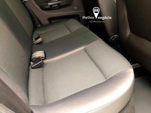 Imagem 14 de 15 de Volkswagen Gol 1.0 12v 5p Flex 2019 Prata