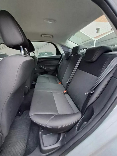 Ford Focus III 1.6 Sedan S