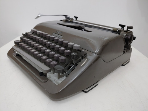 Maquina De Escrever Adler Ano 1954 Alemã (Usado)