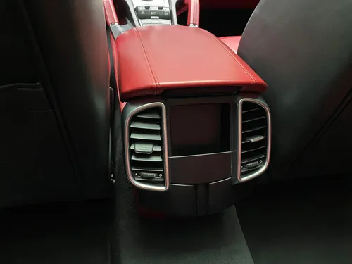 Porsche Cayenne Gts