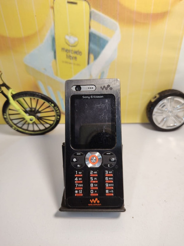 Sony Ericsson W880 Telcel (leer Descripcion) Naranja Con Negro (Usado)