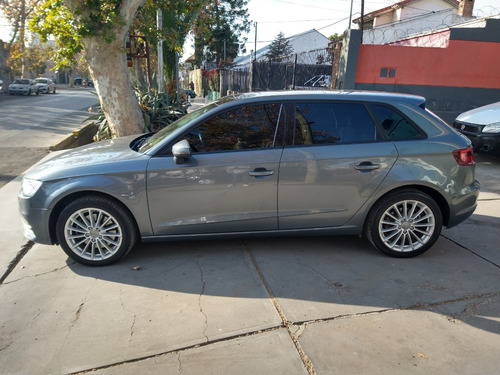 Audi A3 Sportback 1.8 T Fsi Stronic 180cv