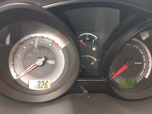 Imagem 9 de 9 de Ford Fiesta 1.6 Mpi Class Sedan 8v