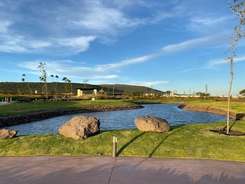 Terreno En Venta Frente A Área Verde- La Espiga