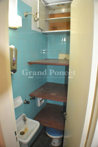 Departamento 4 Ambientes Con Balcon Y Cochera