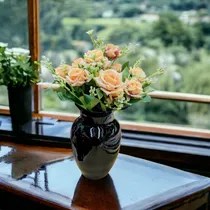 Comprar Floreros De Vidrio, Con Flores Artificiales Y\u002Fo Naturales.