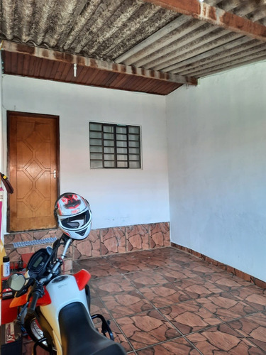Imóvel Com 3 Casas No Terreno