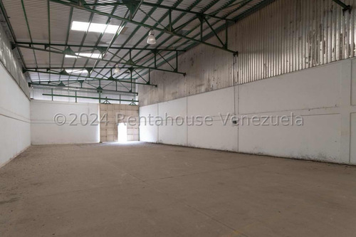Asg Excelente Complejo De Galpones En Zona Ind Cagua 25-620
