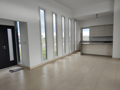 Imagen 1 de 30 de Casa Venta San Sebastián Área 8 - Lote Interno Islas