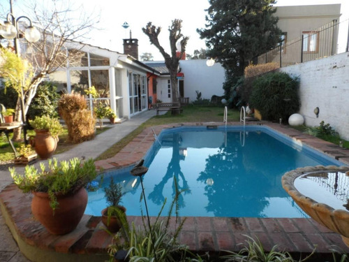Imagen 20 de 23 de Excelente Chalet - Lote 11 X 45 - 5 Ambientes - Parque Casta