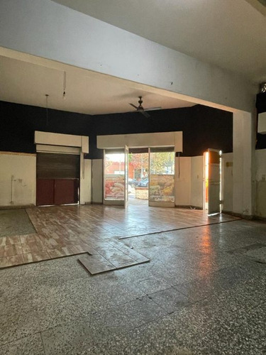 Local En Venta En Moron Sur