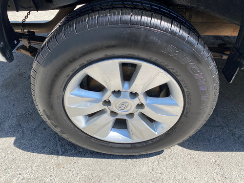Toyota Hilux 2.7 Cabina Doble Sr Mt