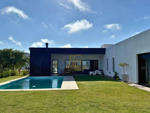 Venta Casa 4 Ambientes - San Lucas, Canning