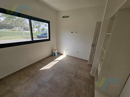 Casa En Venta 4 Amb. - Barrio Cerrado San Pablo Financiación Propia