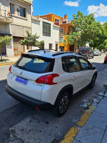 Peugeot 2008 Feline In Concert Thp Tiptronic