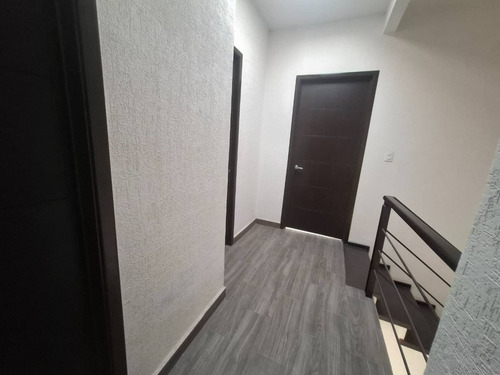 Casa Remodelada En Residencial Las Americas Lll Ecatepec Frente A Plaza Las Américas