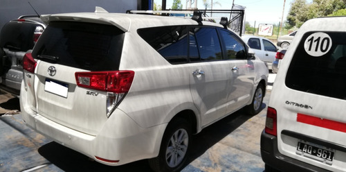 Toyota Innova 2.7 Srv 6 A/t 2018 En Garantia