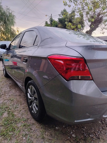 Chevrolet Onix plus 1.4 Black Edition