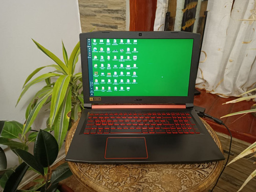 Imagen 2 de 9 de Notebook Gamer Intel_i7 - 8gb - Gtx1050 - 512ssd M2 - Usado