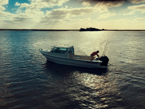 Imagen 6 de 15 de Tracker 7.m Pesca Artesanal Baader Track 700 Excelente Carga